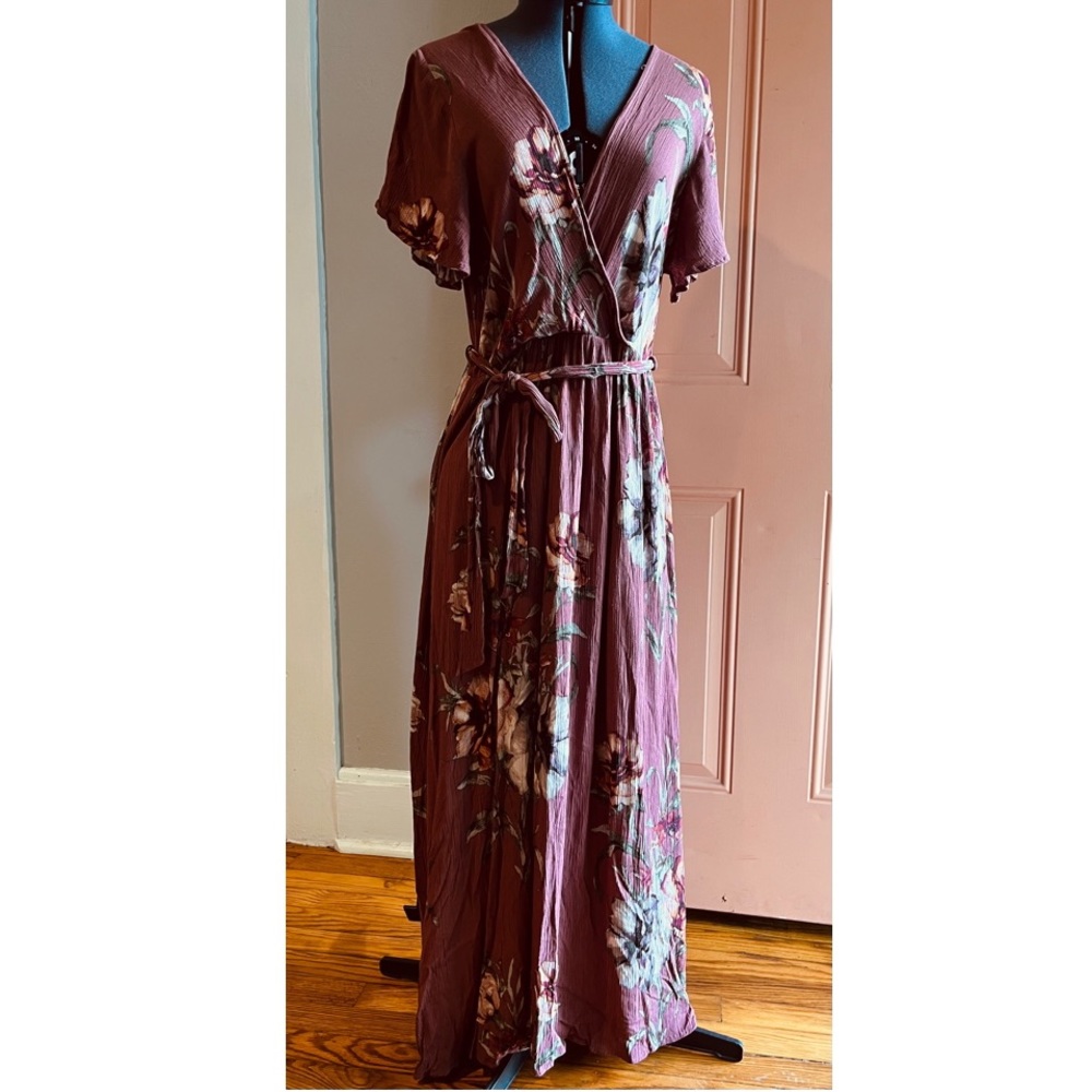 Dusty Rose Wrap Dress • Size Large • Elastic Waist